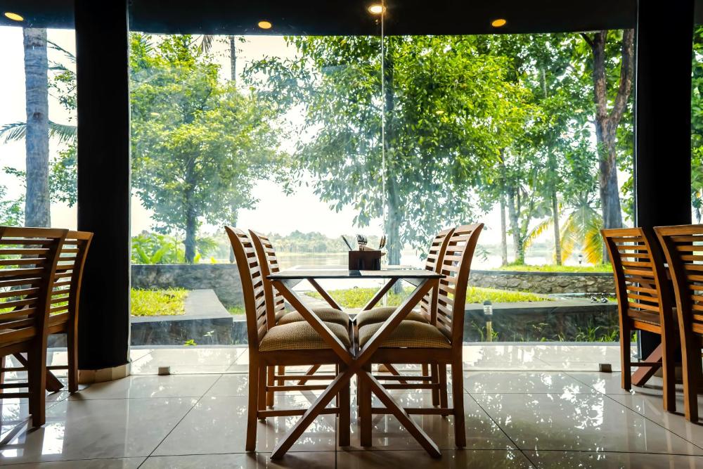 S RIVER RESORTS