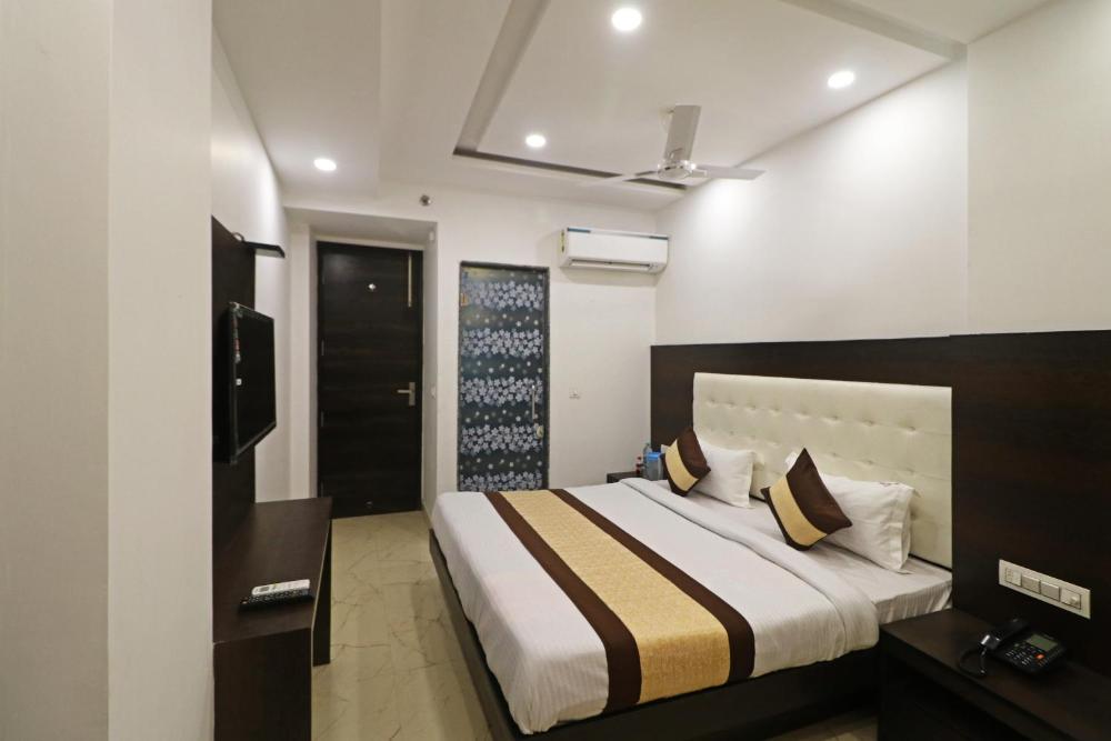 Photo - Silver Shine New Delhi - COMFORT STAY