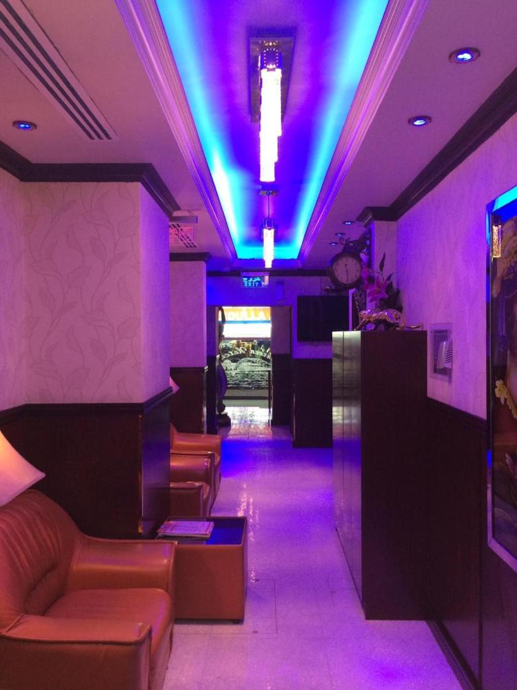 Karoon Hotel