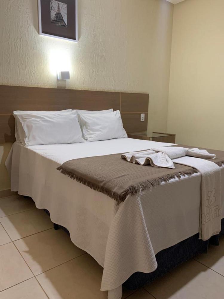 Room image 3