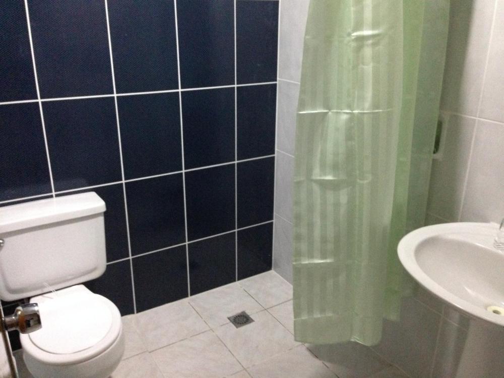 Room image 5