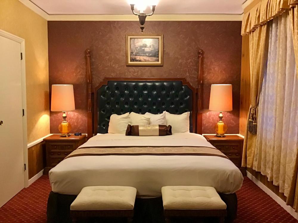Room image 3