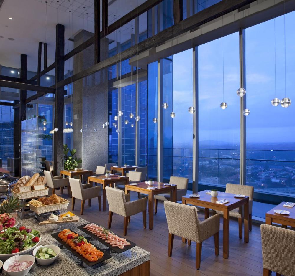 Oasia Hotel Novena Singapore By Far East Hospitality Sg Clean Prices Photos Reviews Address Singapore