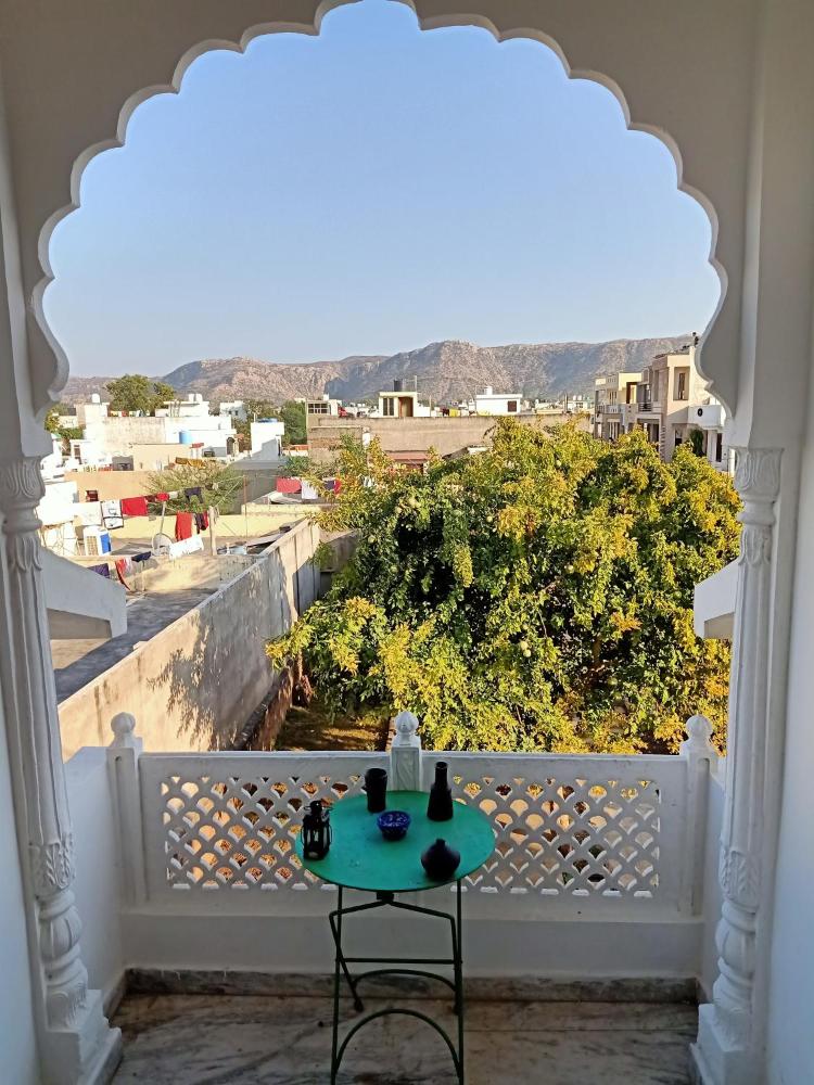 Hindupura Residency