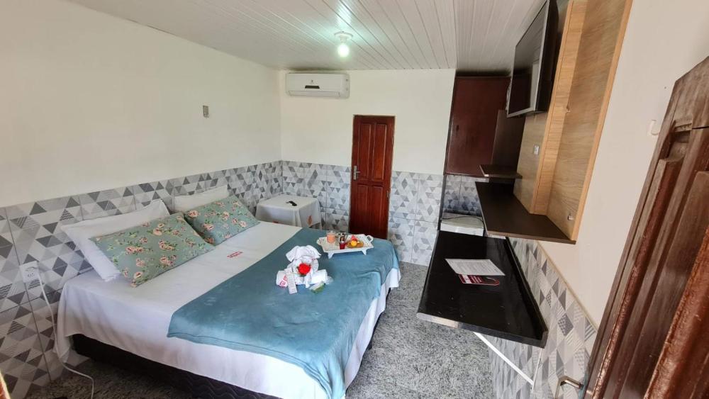 Room image 4
