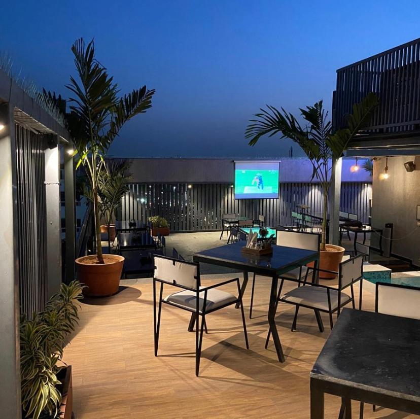 Ka10 SQUARE HOTEL & BANQUETS