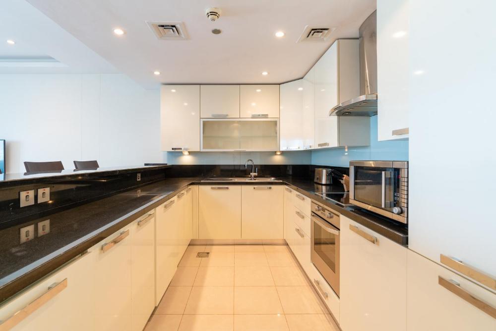 Royal Club By RVHR, Bonnington Residential Tower - JLT