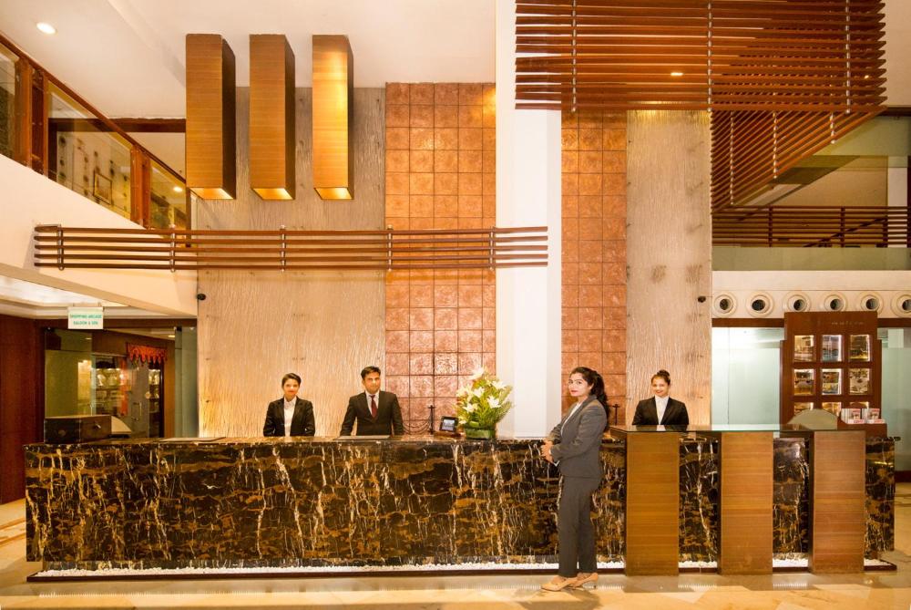 Clarion Hotel Bella Casa