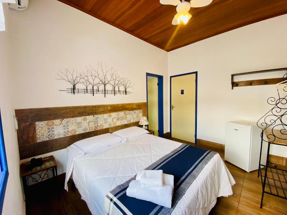 Room image 4