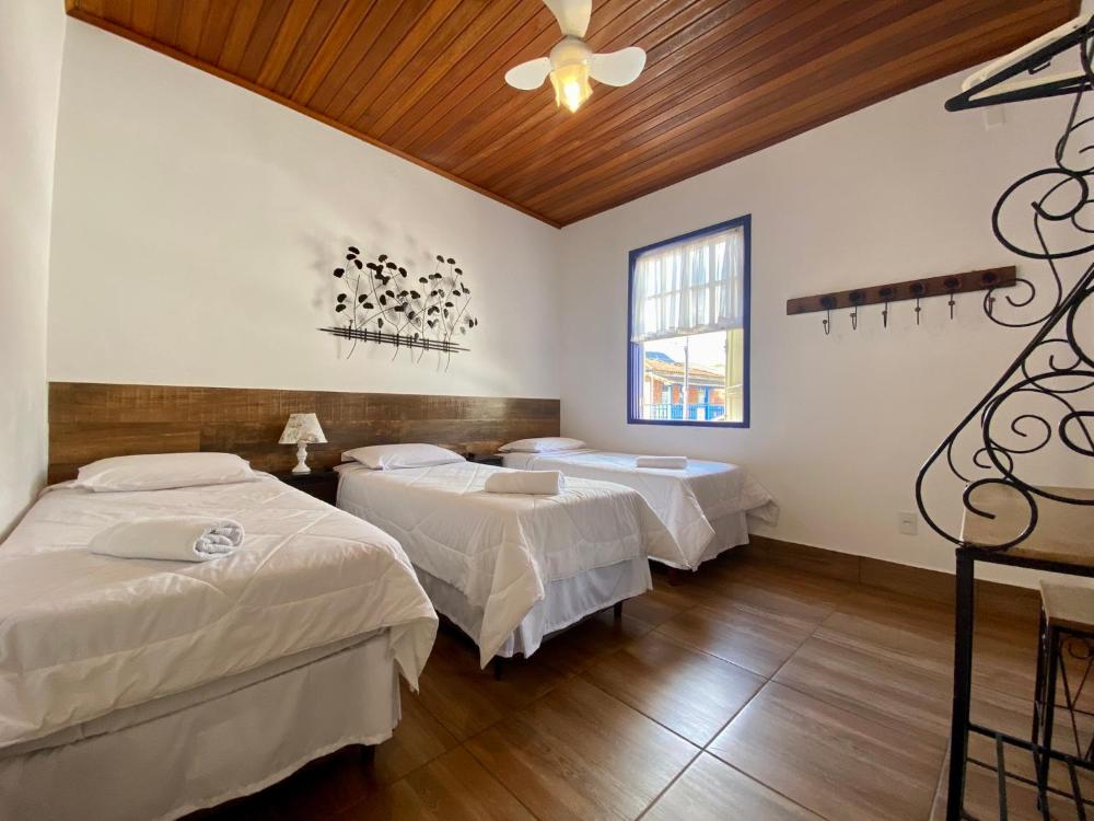 Room image 3