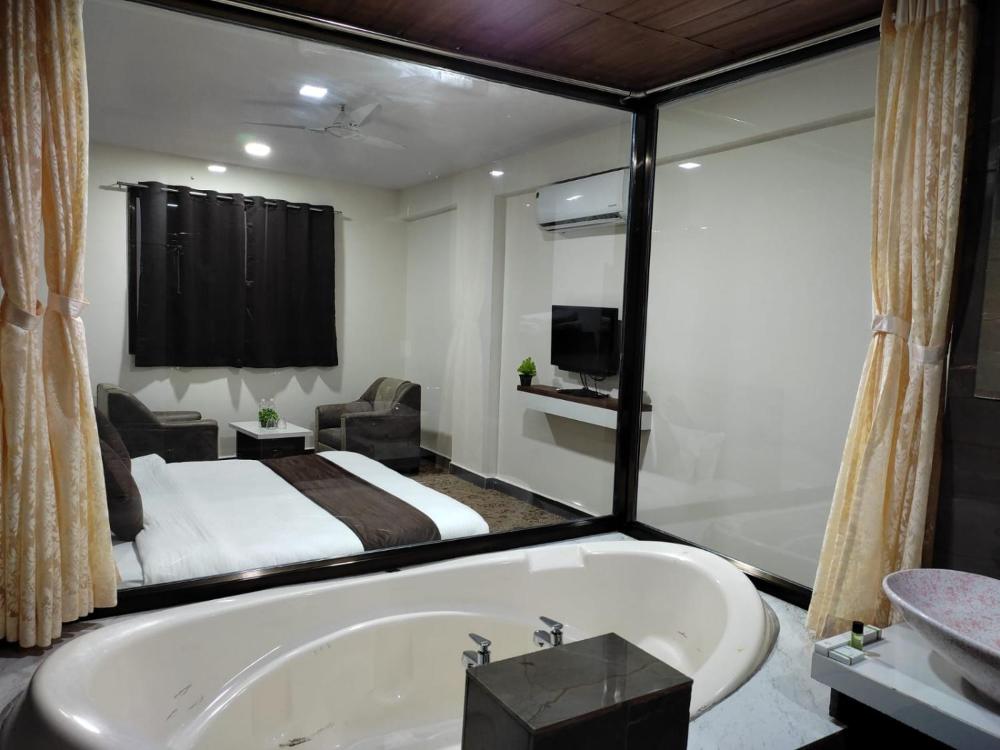 Hotel Jurkis Kolhapur