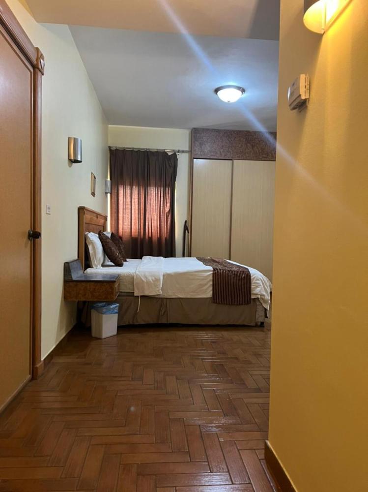 Room Image 3
