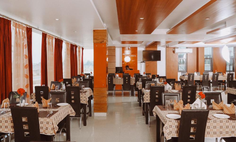 HOTEl VAISHNAVI HEIGHTS