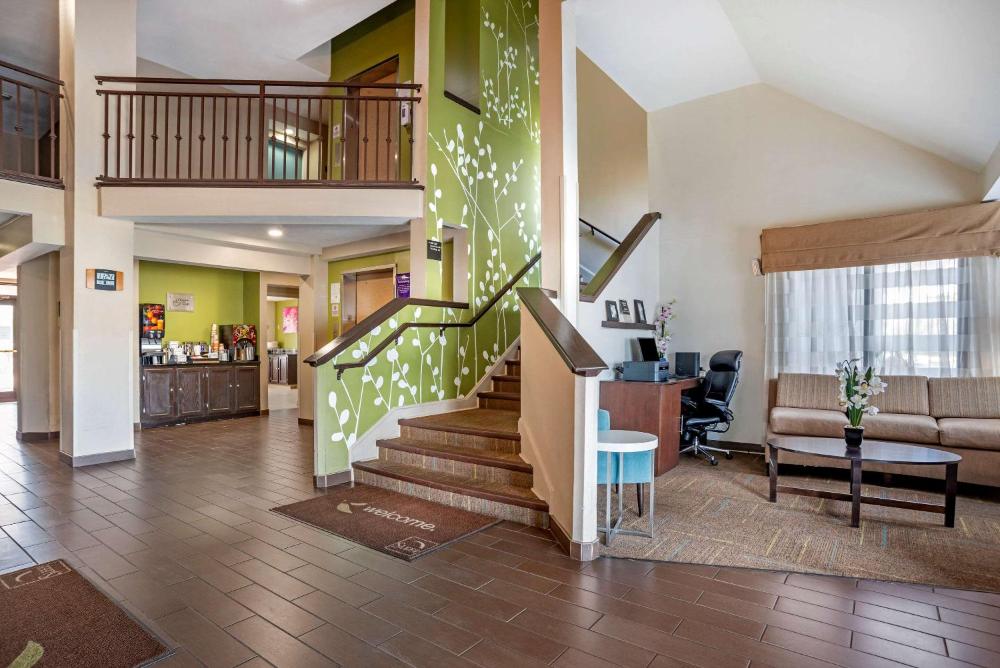 Budget Friendly Hotels in Destin, Florida for Spring Break (March 2024)