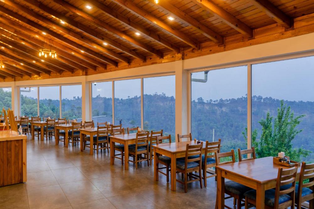 Shivoham Himalayan Resort  