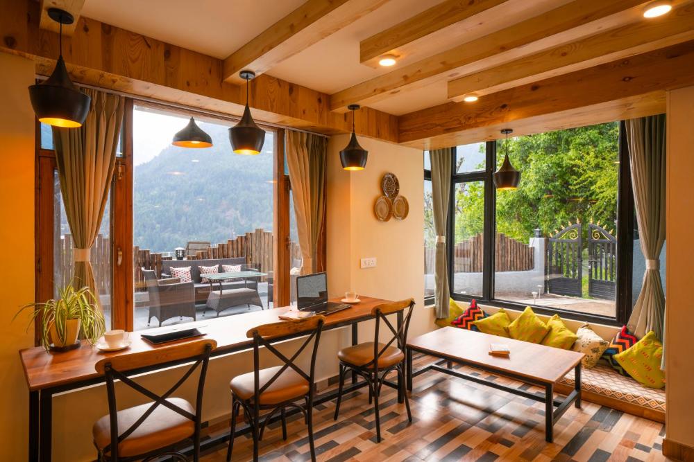 Zostel Manali (Vashisht)