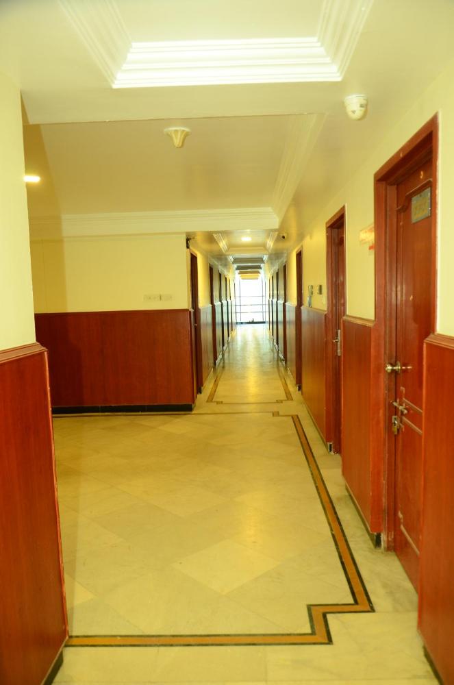 HOTEL RATHNA RESIDENCY