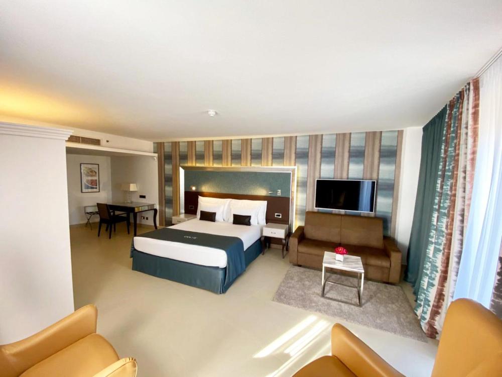 Room image 2