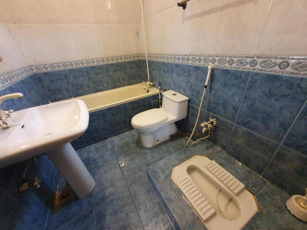 Room image 2