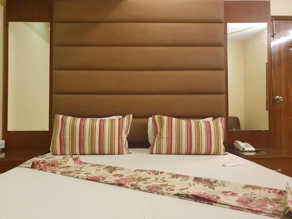 Room image 2