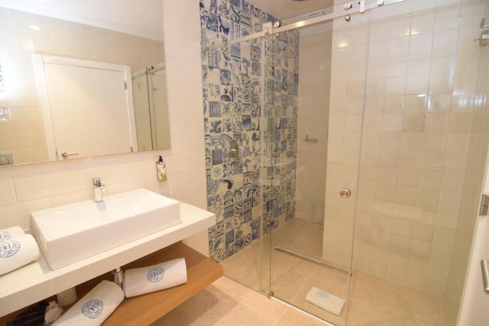 Room Image 5