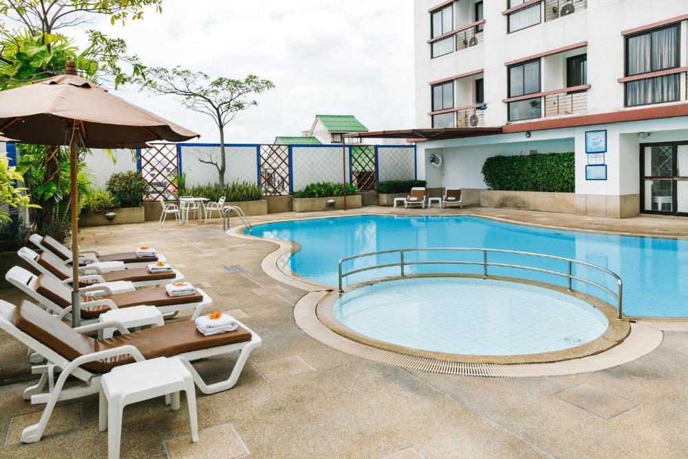 아모라 타페 호텔 (Amora Tapae Hotel)