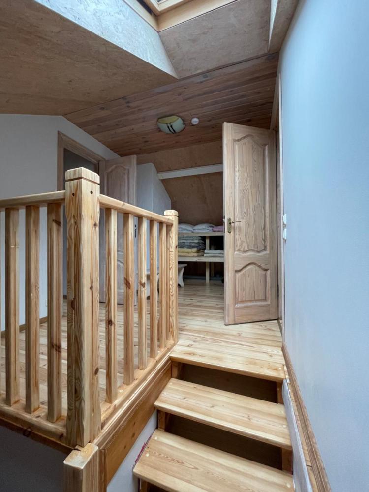 Room image 5