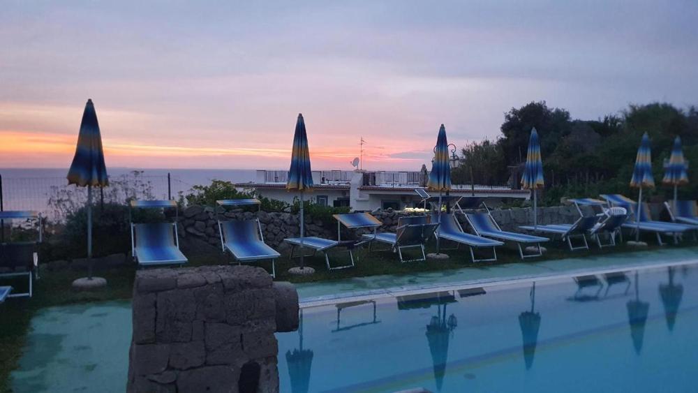 hotel villa cimmentorosso