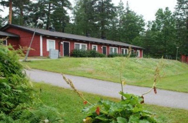 Finnerdja Tived Degerfors Nvertorp stra Vingker stra Vingker Finspng Katrineholm Stora Bedroom 3(outbuilding, room with external access only): 2 x single bed. Trevligt semesterhus i Vingker med uteplats bde under tak och ppen. Stuga - Semesterhus i stra Bor (VML218) (SE1460.604.1). Hyra stuga/semesterhus - Skllersta - redteksystems.net