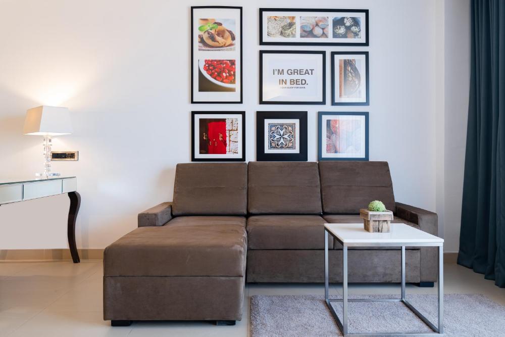 Room image 4