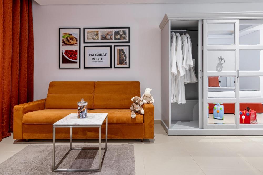 Room image 2
