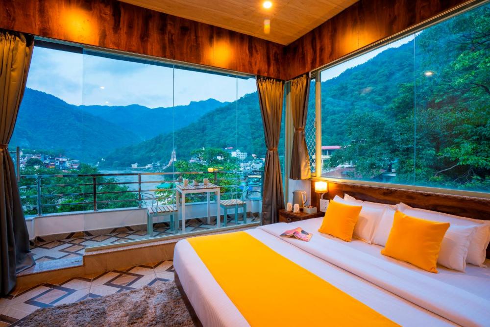 Hotel Laxman Jhula Regency