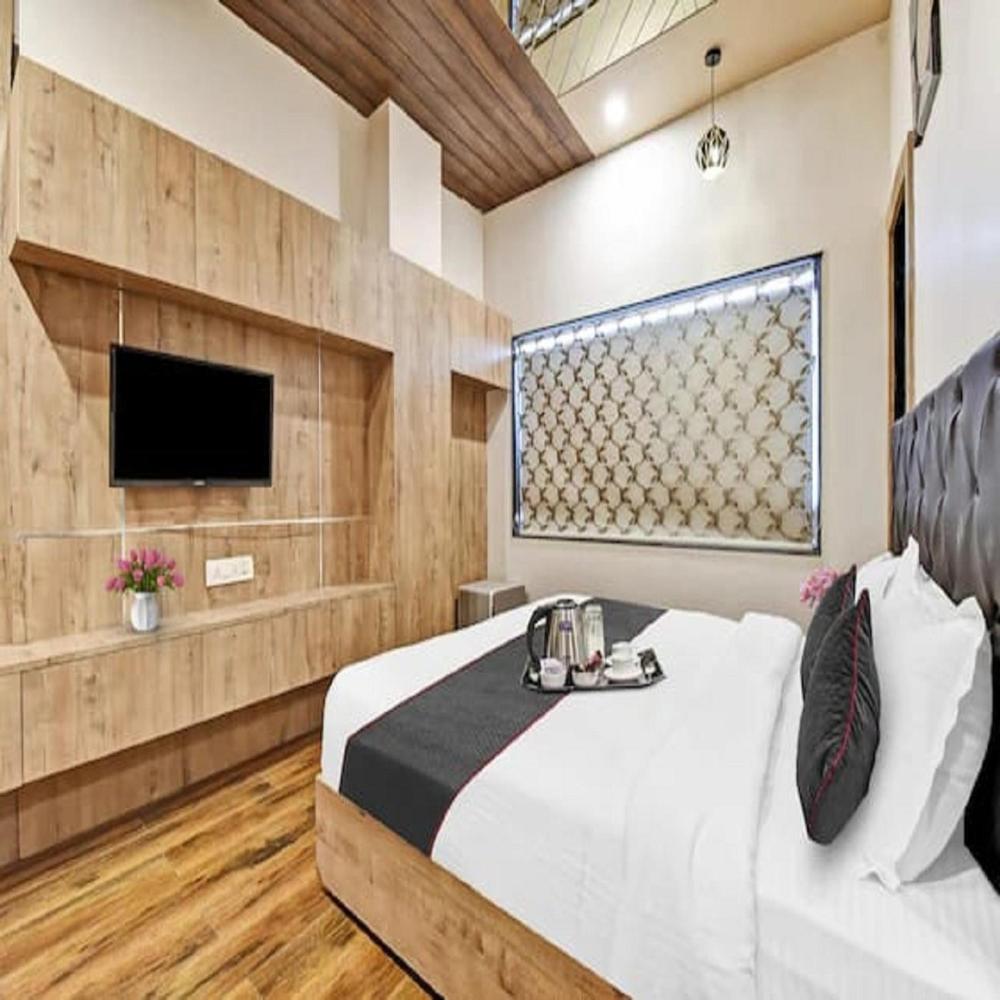 HOTEL SHAKUN PALACE 