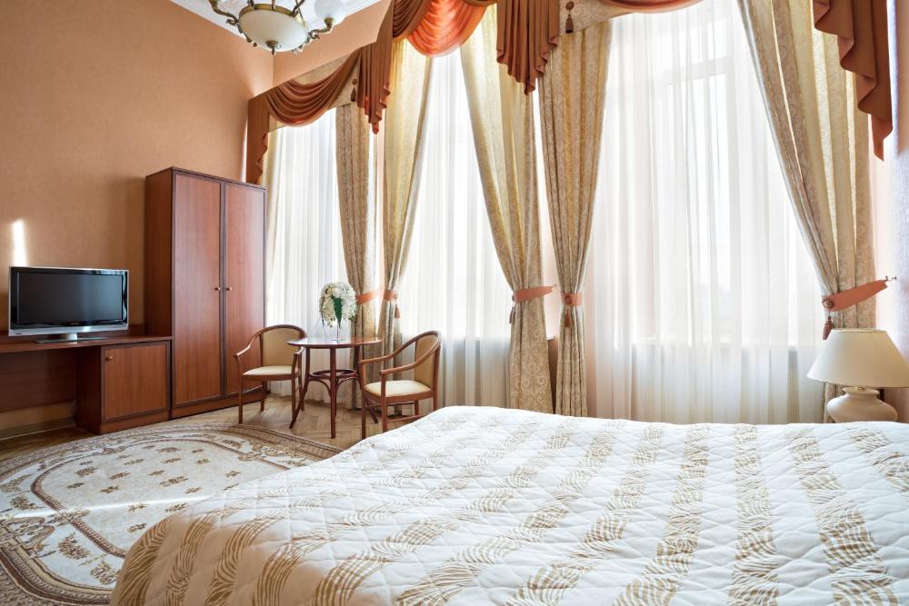 Room Image 3