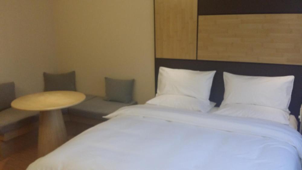 Ji Hotel Xian Belltower Xin Cheng Square Prices Photos - 