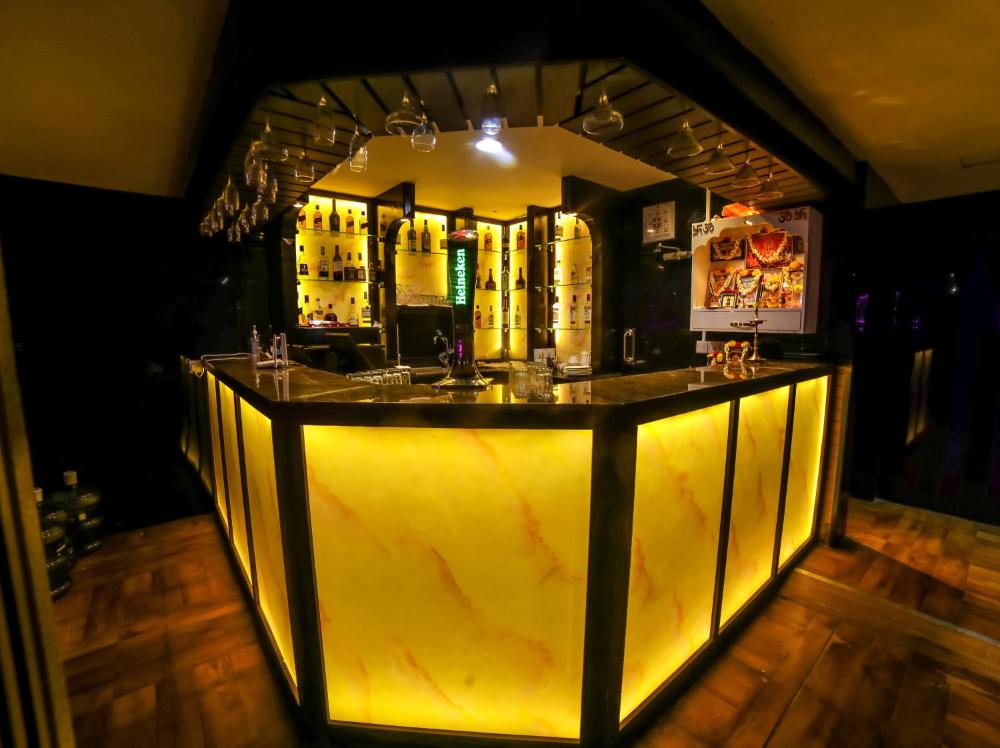 Hyde Park Hotel