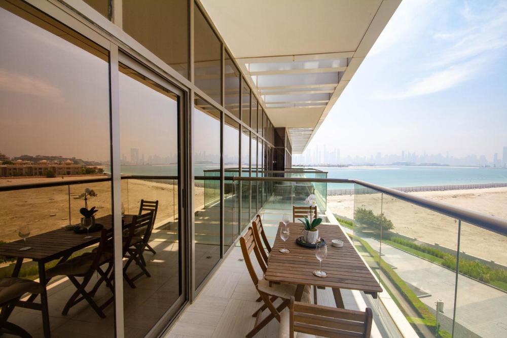 Bespoke Holiday Homes - Palm Jumeirah- 2 Bedroom Sea View with Pool & Beach Access, The 8