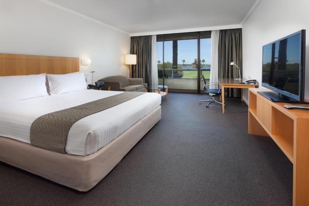 Photo - Crowne Plaza Perth, an IHG Hotel