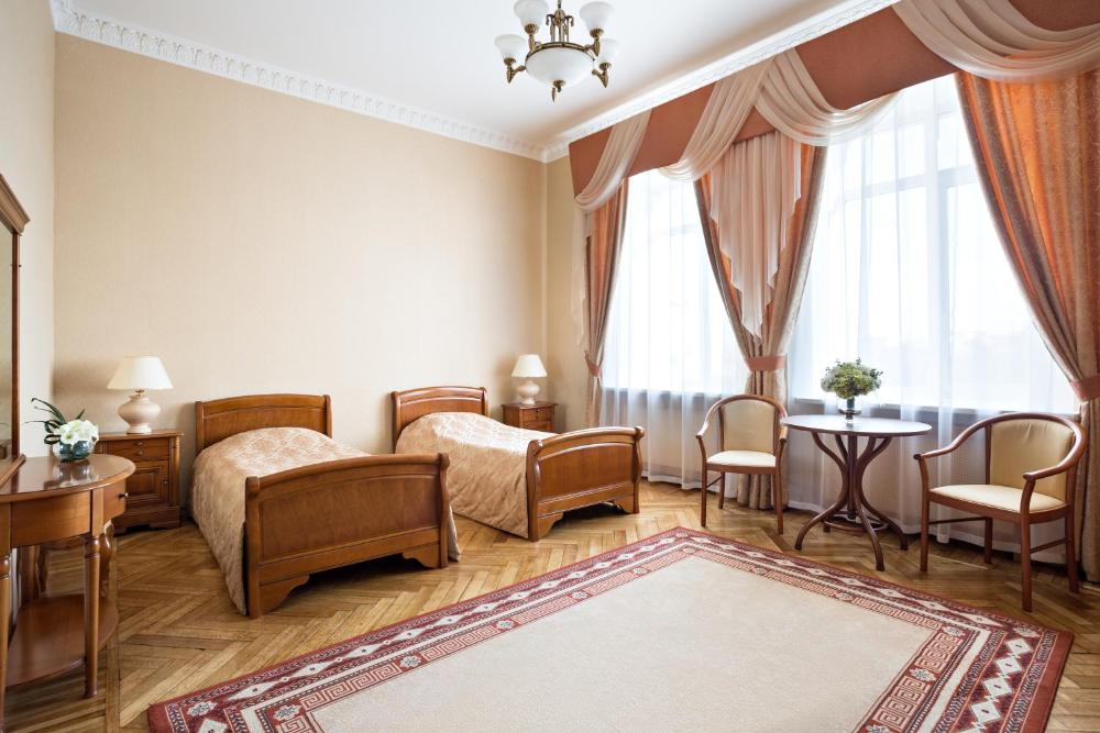 Room Image 5