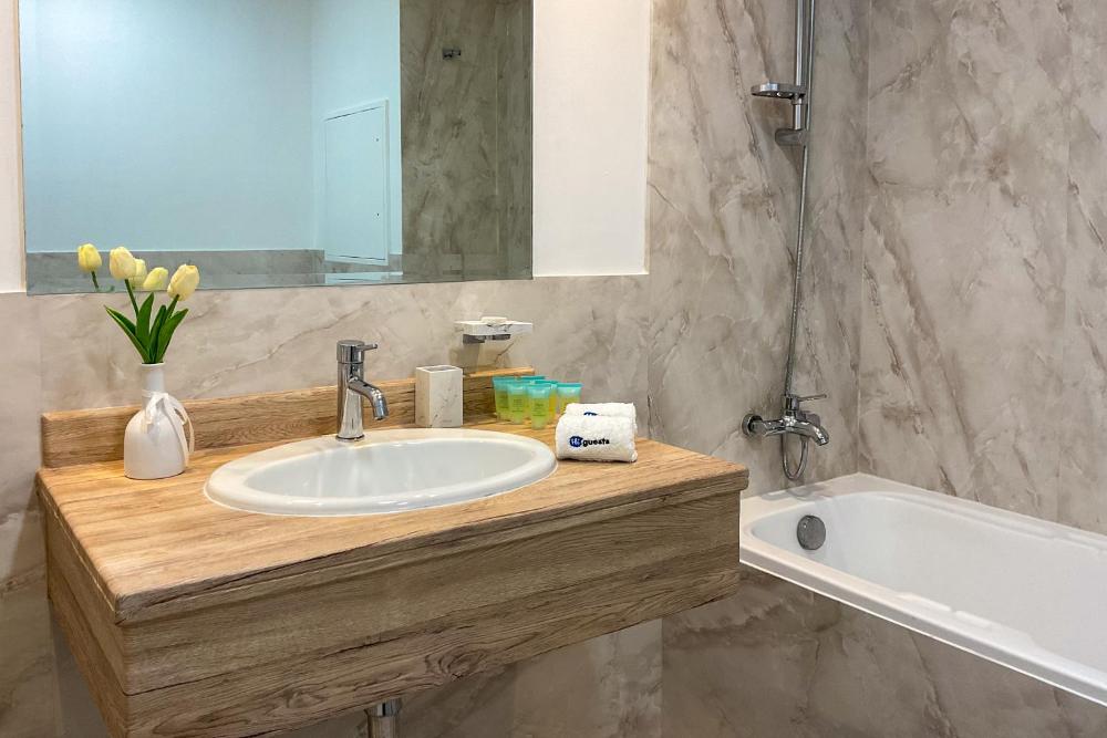 HiGuests - Amazing Sea Views from this 2BR Apt in JBR