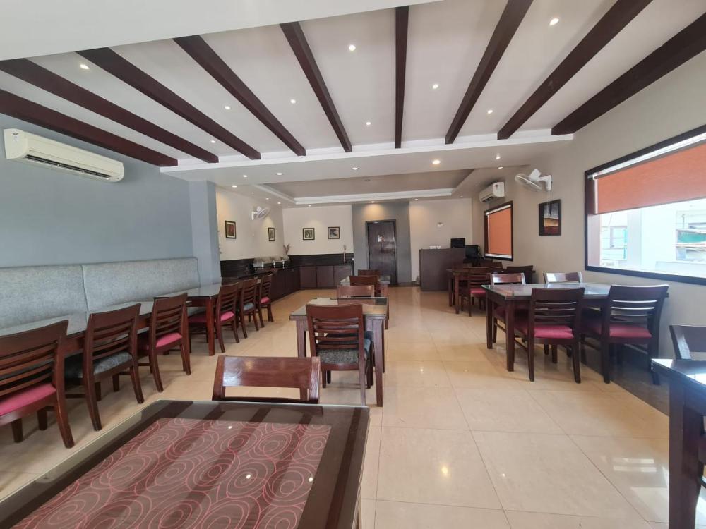 Lemon Park Hotel