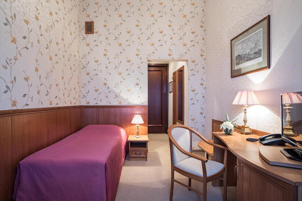 Room Image 5
