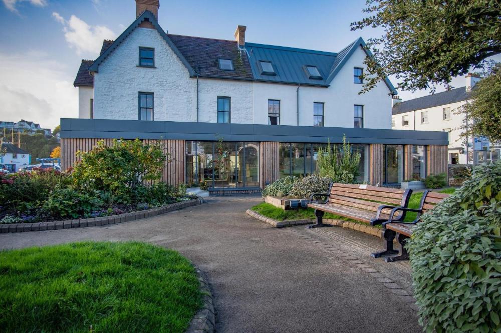 Ocean Cabins No 7 At The Square Saundersfoot