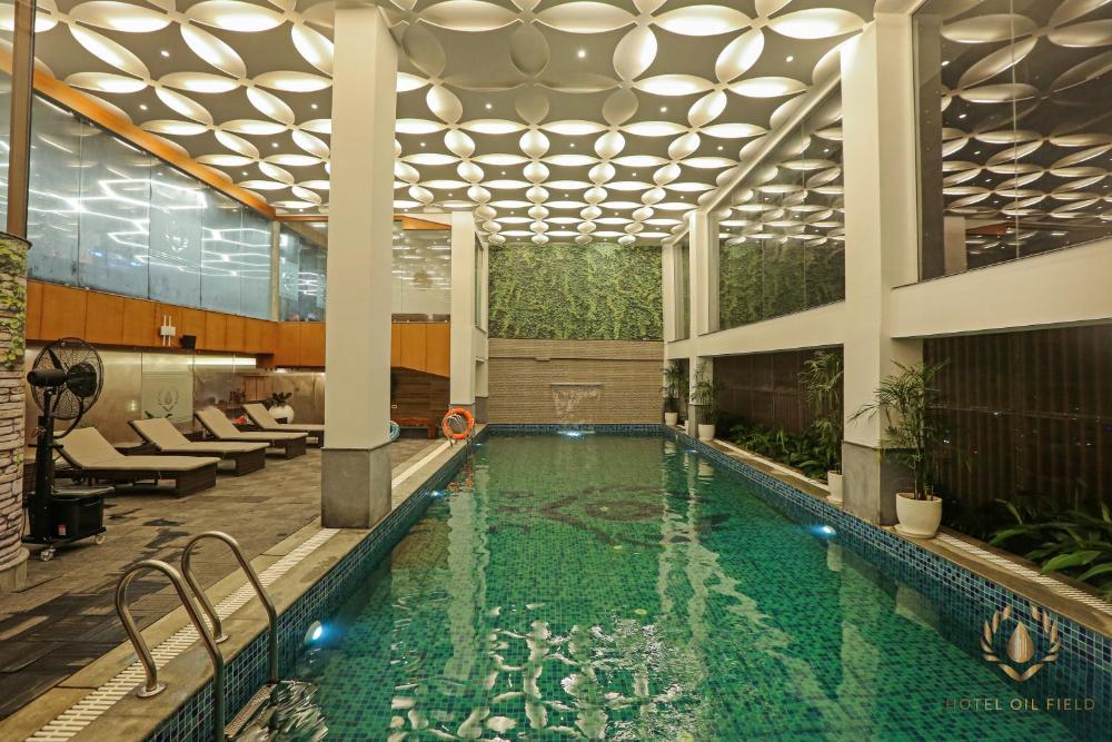 Hotel Oil Field