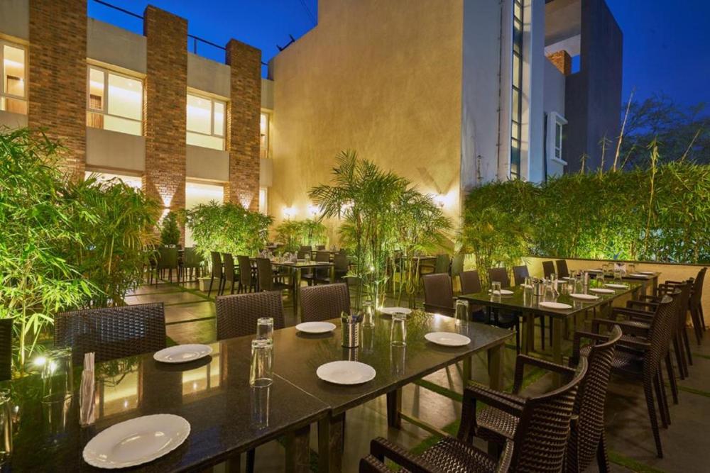 Hotel Shlok (Pure Veg), Kolhapur