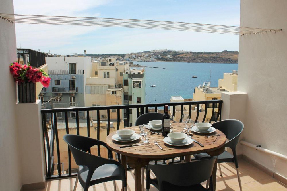 Photo - Seashells Apartments with terrace, just off the seafront in Bugibba - by Getawaysmalta