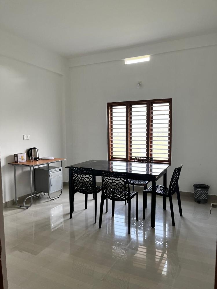 Biriyomz Residency