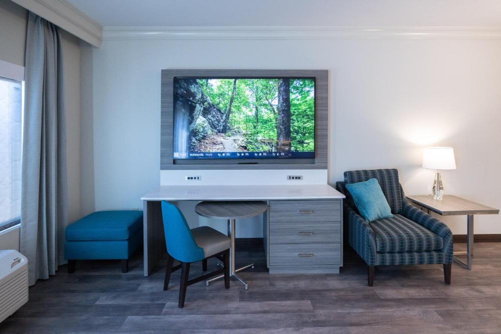 Room image 5