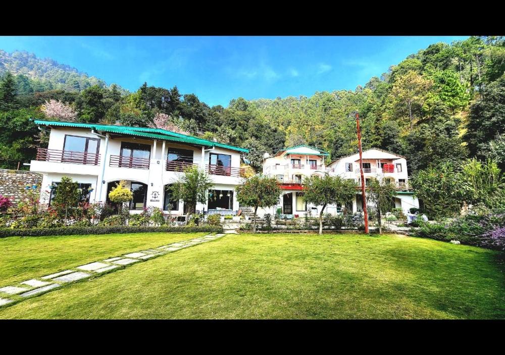 Just Naturals Wellness Resort Nainital