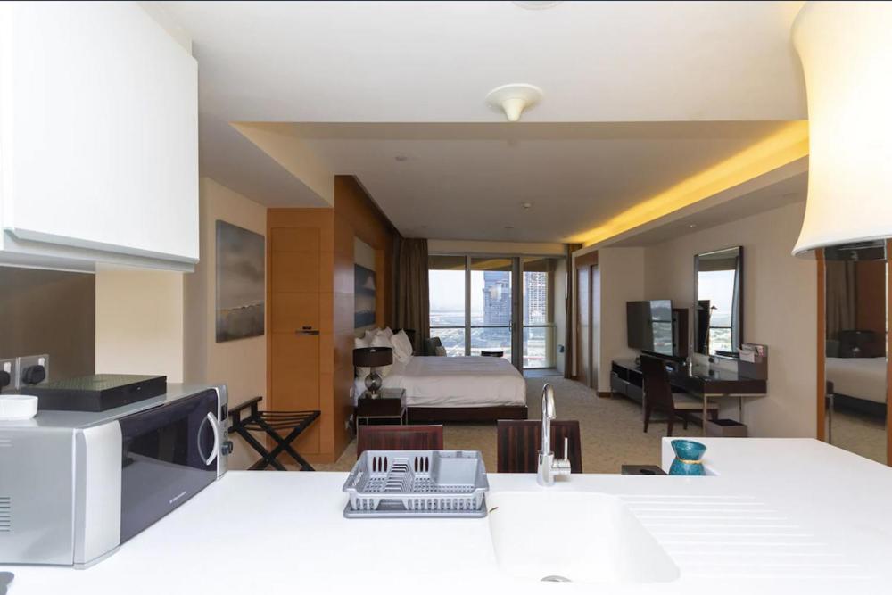 Fashion avenue - Formerly Address Dubai Mall Residence
